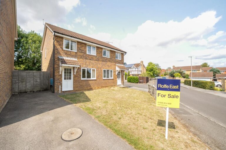 Abbots Way, Sherborne, DT9
