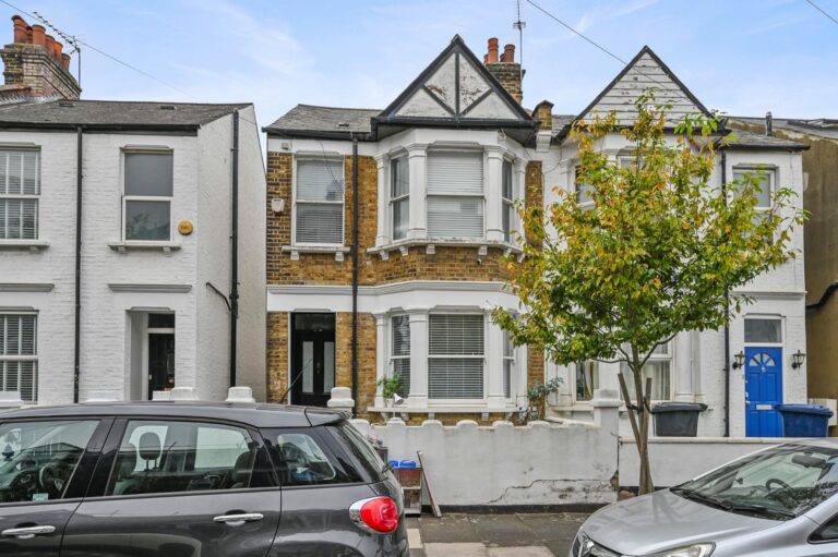 Wells House Road, London, NW10