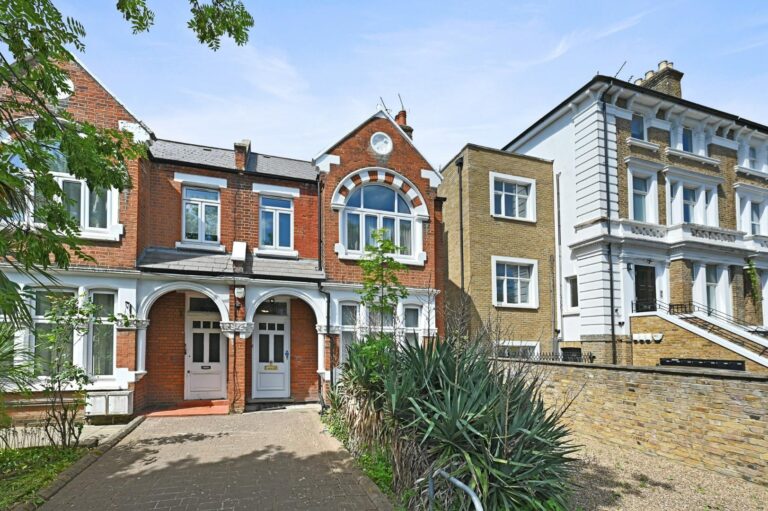 Argyle Road, Ealing, W13