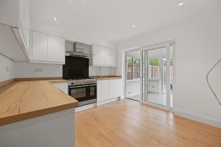 Carlyle Road, Ealing, W5