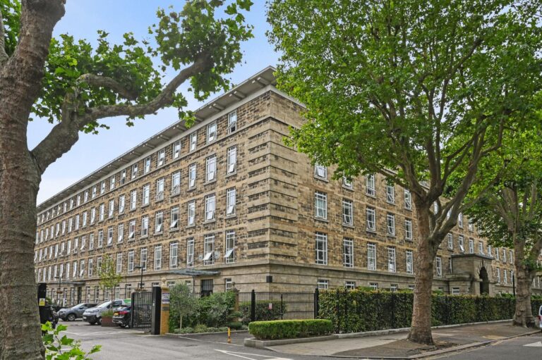 Bromyard Avenue, Acton, W3